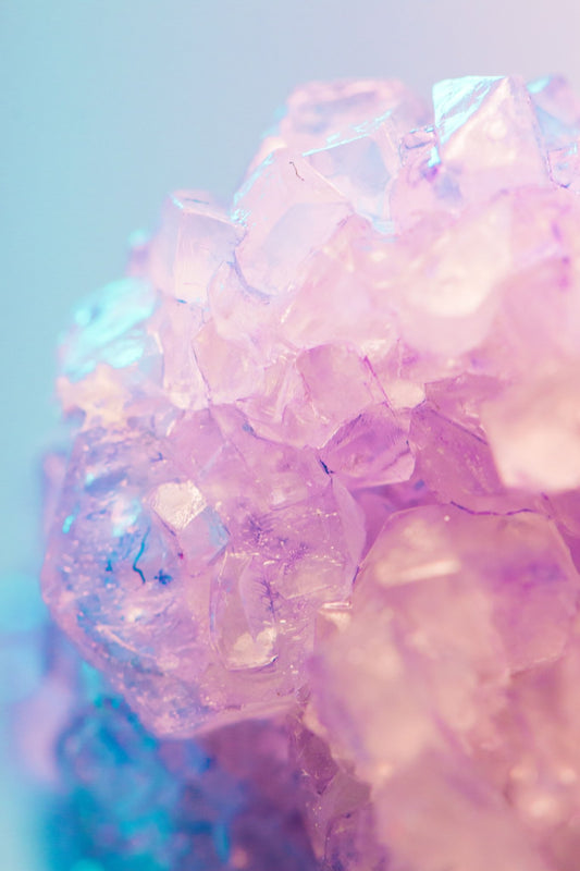 3 Propiedades del Cuarzo Rosa en joyería