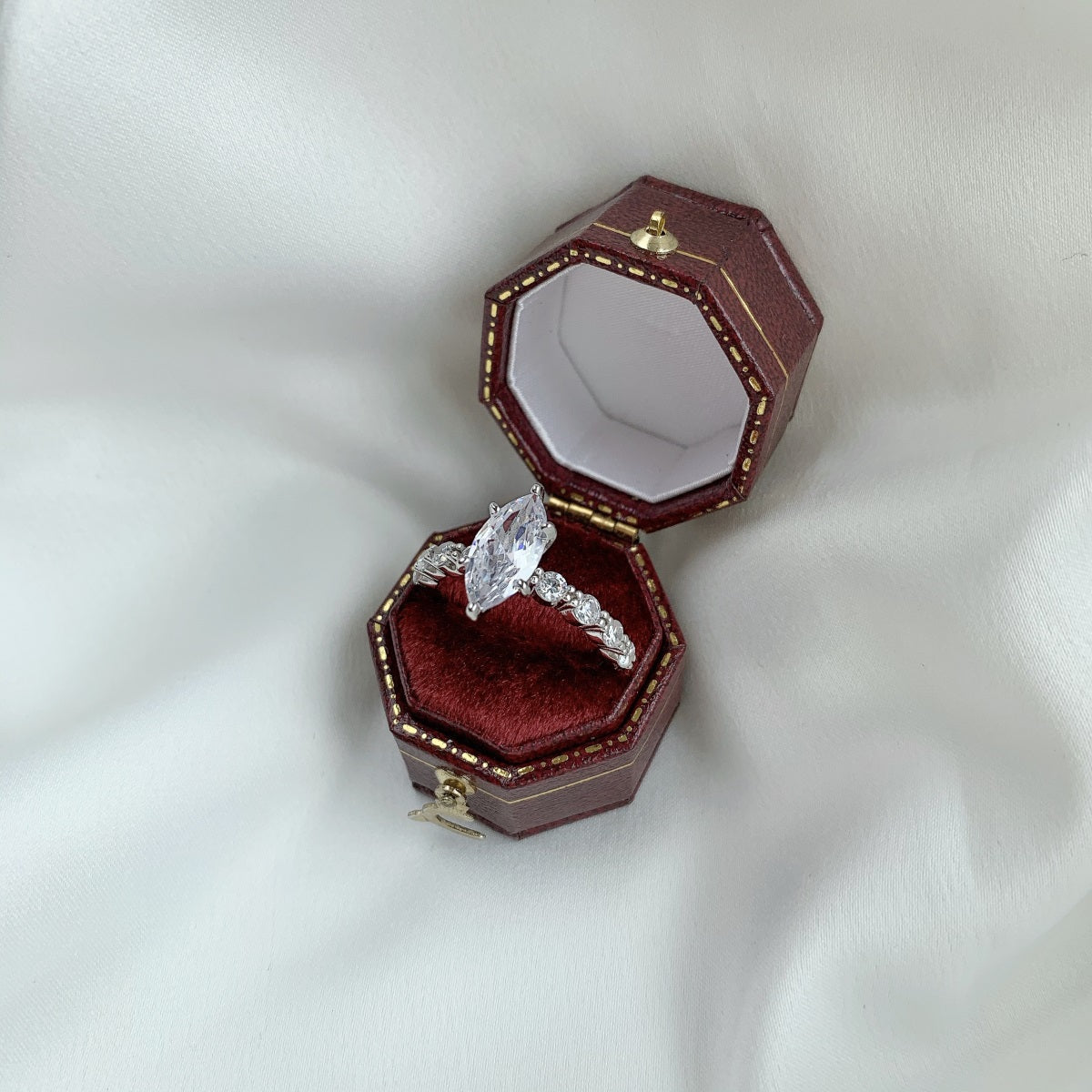 Anillo Marquesa