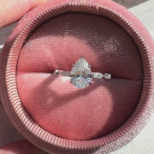 Anillo Aura